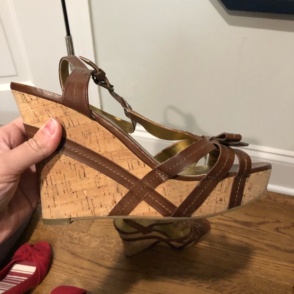 Guess wedge shoes